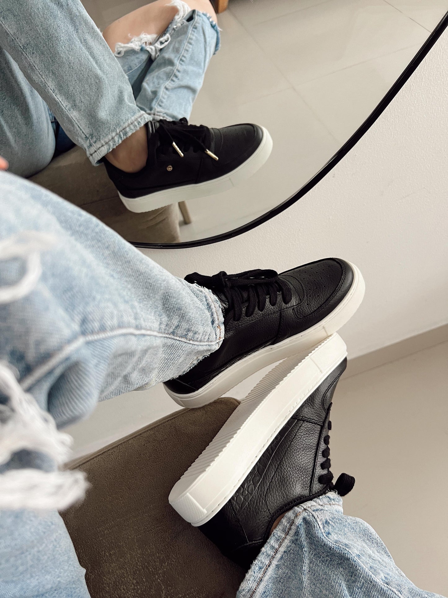 Paris Cuero Low Negro