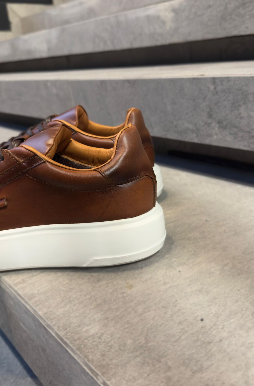 Montreal Cuero Cognac