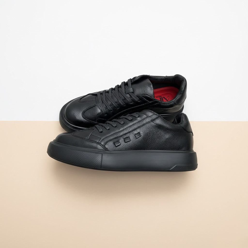 Montreal Cuero All Black